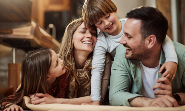 C 1 августа начнут начислять новые выплаты семьям с детьми: кто и сколько получит